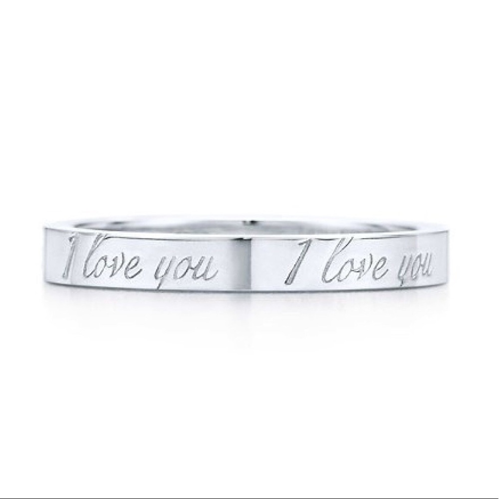 Tiffany’s “I love you” sterling silver ring